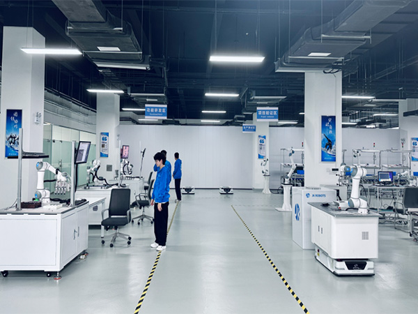 中奕科技攜手岳信，IP56X 砂塵試驗(yàn)箱開(kāi)啟產(chǎn)品防塵新征程